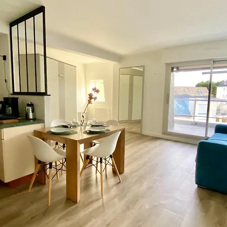 Appartement Avec Vue Mer Et Parking Benodet Exterior photo