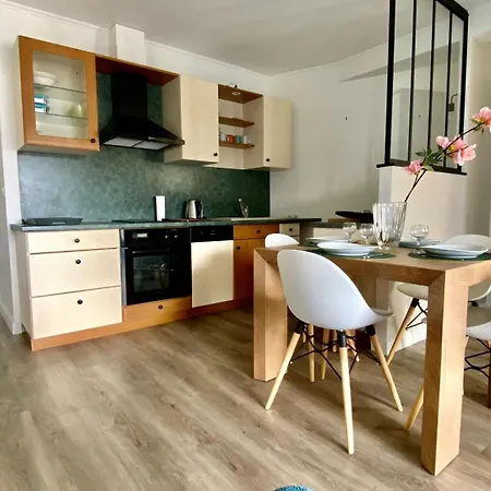 Appartement Avec Vue Mer Et Parking Benodet Exterior photo